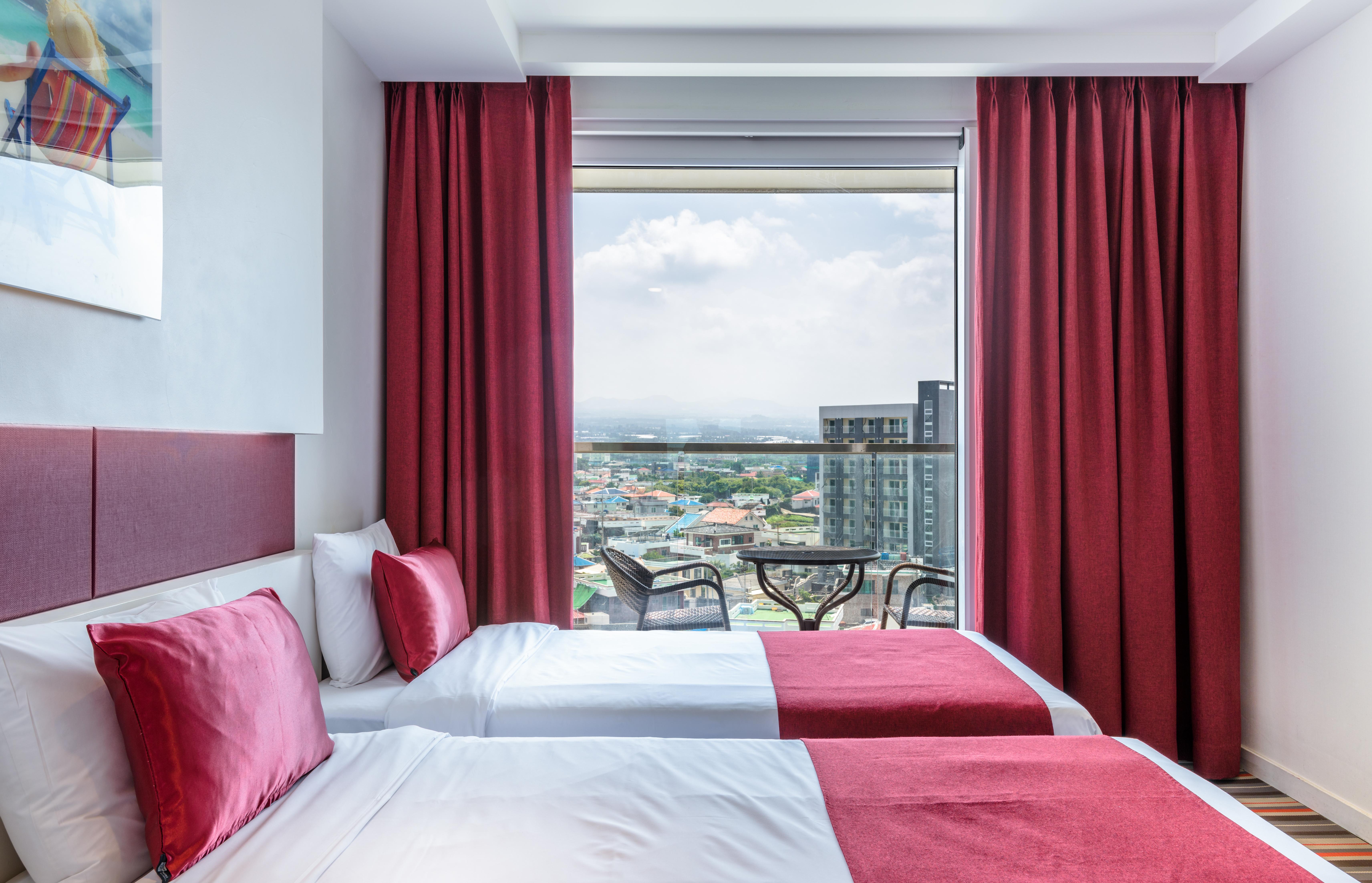 Aimi Jeju Beach Hotel Ngoại thất bức ảnh