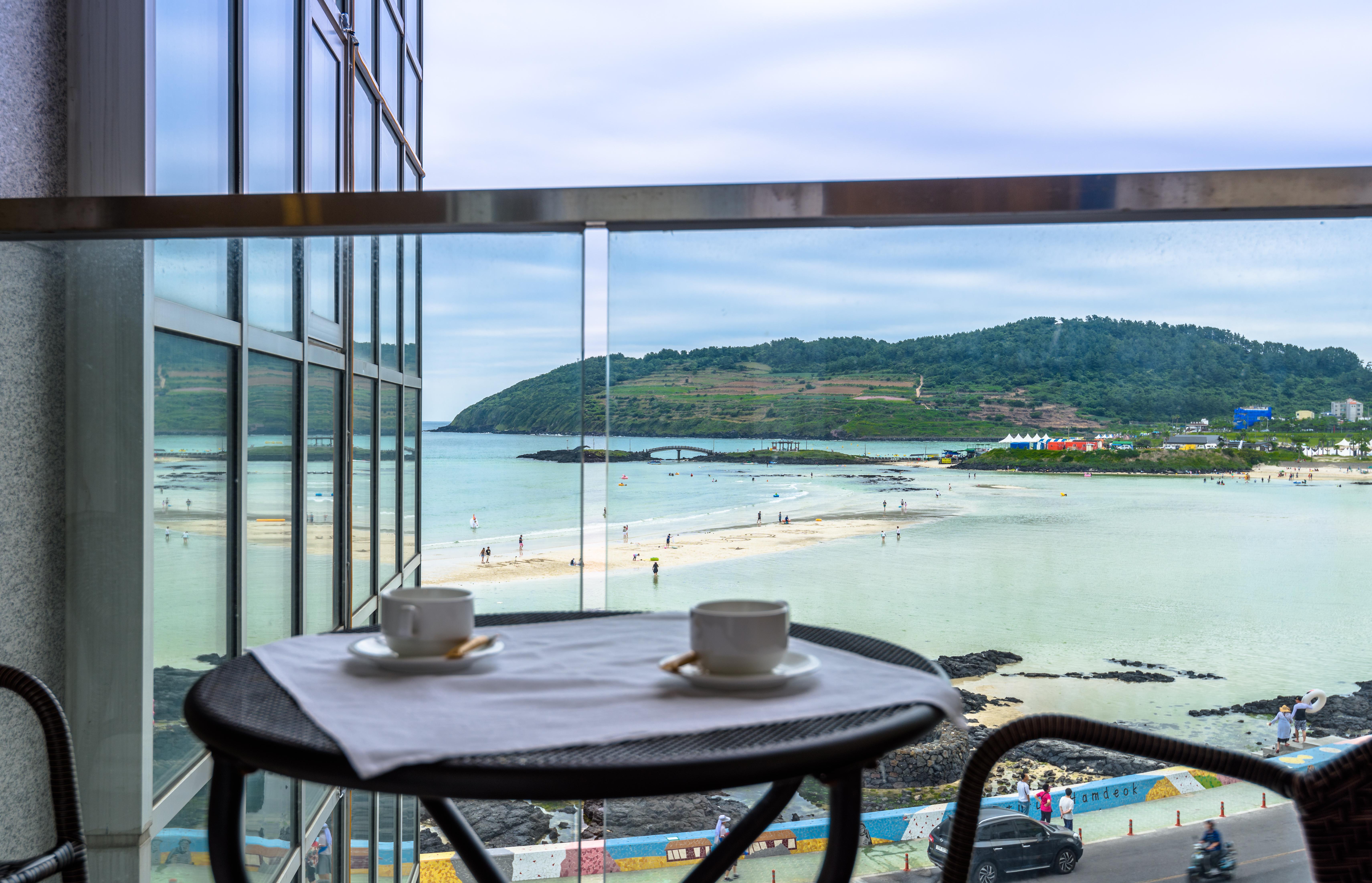 Aimi Jeju Beach Hotel Ngoại thất bức ảnh
